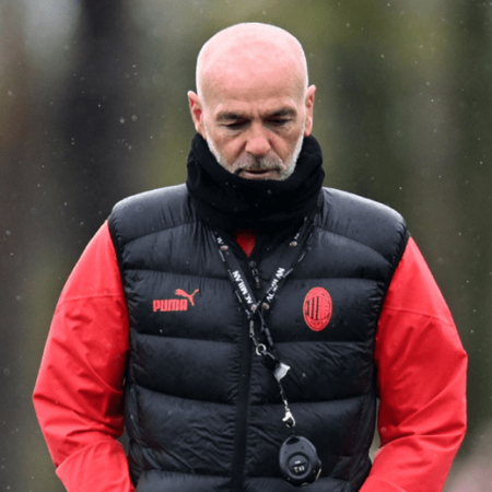 Stefano Pioli e Roma con De Rossi: “È una storia completamente diversa”