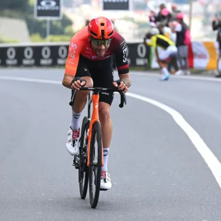 ‘Everyone chased’ – Filippo Ganna frustrato mentre l’attacco al Capo Mele non riesce al Giro d’Italia