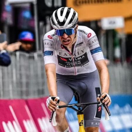 Capitano della Visma-Lease a Bike devastato dall’abbandono al Giro d’Italia: “Nessuna parola può descrivere la mia delusione”