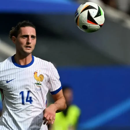 Al Nassr prova ad attirare Adrien Rabiot