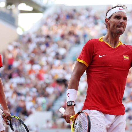 Carlos Alcaraz ha dichiarato mercoledì che non vedeva l’ora di fare squadra con Rafael Nadal per la Spagna nella finale di Coppa Davis, sperando che non fosse una “ultima danza” per il 22 volte vincitore del Grande Slam.