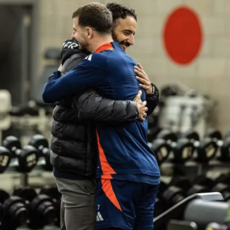 Il Manchester United mostra il filmato del primo incontro tra Amorim e i giocatori