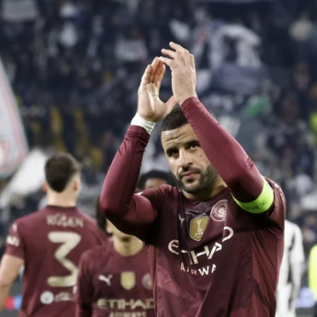 Kyle Walker preso di mira con messaggi razzisti dopo la sconfitta del Manchester City contro la Juventus