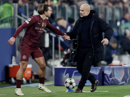 Jack Grealish deve lottare per riconquistare il posto da titolare al Manchester City