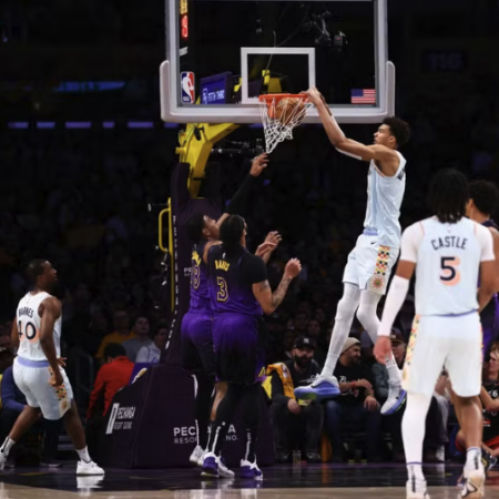 Victor Wembanyama Brilla a Los Angeles: Gli Spurs Superano i Lakers 126-102