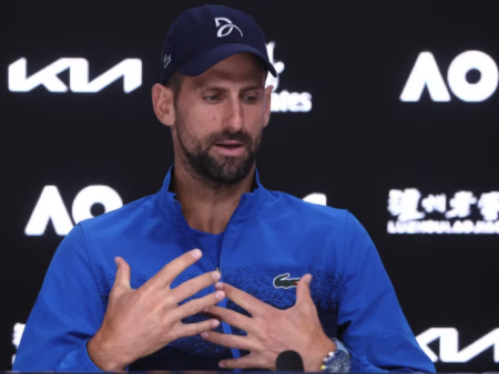 Novak Djokovic preoccupato per l’infortunio alla coscia sinistra dopo i quarti di finale contro Alcaraz